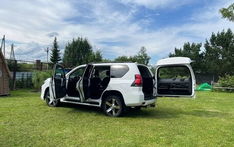 Toyota Land Cruiser Prado 150 рестайлинг 2, 2018 год, 4 475 000 рублей, 9 фотография