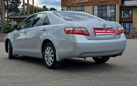 Toyota Camry, 2007 год, 1 250 000 рублей, 7 фотография