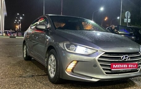 Hyundai Elantra VI рестайлинг, 2017 год, 775 000 рублей, 6 фотография