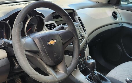 Chevrolet Cruze II, 2011 год, 650 000 рублей, 4 фотография