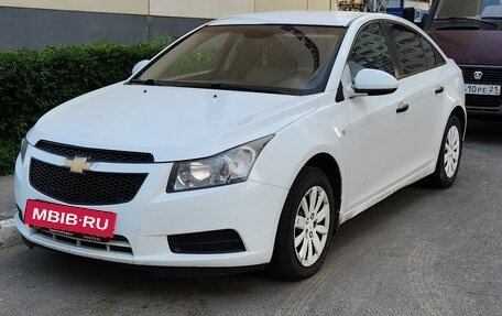 Chevrolet Cruze II, 2011 год, 650 000 рублей, 2 фотография