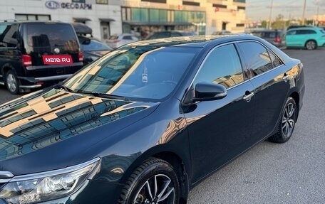 Toyota Camry, 2017 год, 2 450 000 рублей, 2 фотография