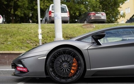 Lamborghini Aventador I рестайлинг, 2018 год, 34 900 000 рублей, 10 фотография