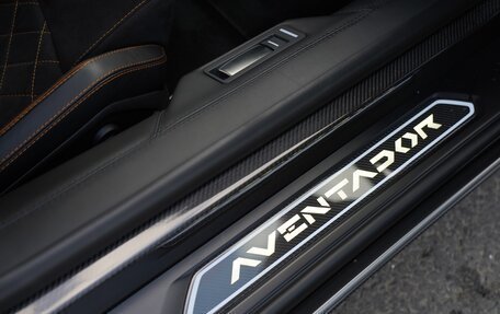 Lamborghini Aventador I рестайлинг, 2018 год, 34 900 000 рублей, 36 фотография