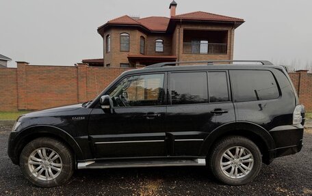 Mitsubishi Pajero IV, 2013 год, 2 550 000 рублей, 4 фотография