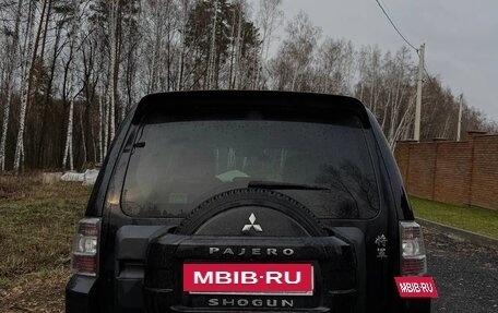Mitsubishi Pajero IV, 2013 год, 2 550 000 рублей, 5 фотография