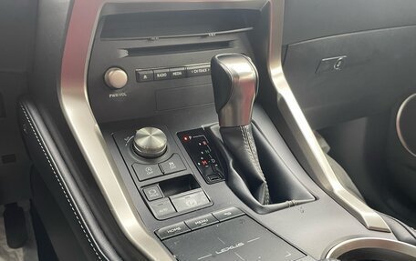 Lexus NX I, 2018 год, 2 449 000 рублей, 6 фотография