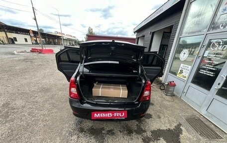 Renault Logan I, 2012 год, 420 000 рублей, 2 фотография