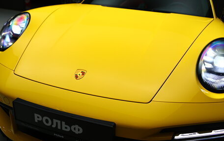 Porsche 911, 2023 год, 31 900 000 рублей, 14 фотография