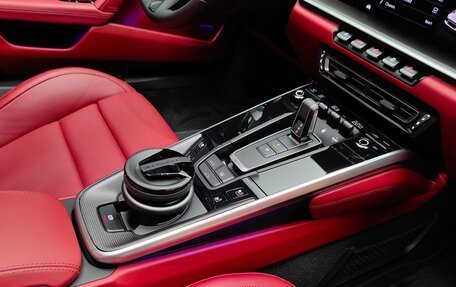 Porsche 911, 2023 год, 31 900 000 рублей, 35 фотография