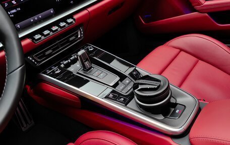 Porsche 911, 2023 год, 31 900 000 рублей, 31 фотография