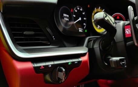 Porsche 911, 2023 год, 31 900 000 рублей, 40 фотография