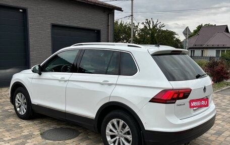Volkswagen Tiguan II, 2017 год, 2 650 000 рублей, 10 фотография