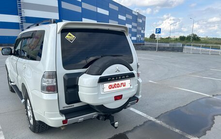 Mitsubishi Pajero IV, 2013 год, 2 690 000 рублей, 3 фотография