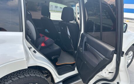 Mitsubishi Pajero IV, 2013 год, 2 690 000 рублей, 8 фотография