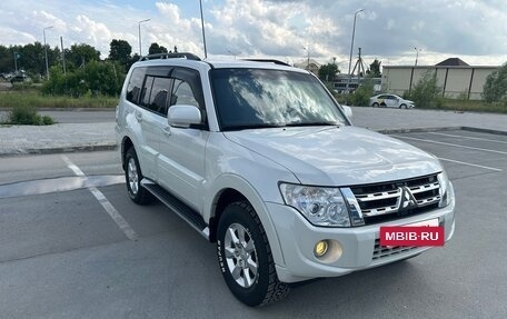 Mitsubishi Pajero IV, 2013 год, 2 690 000 рублей, 6 фотография