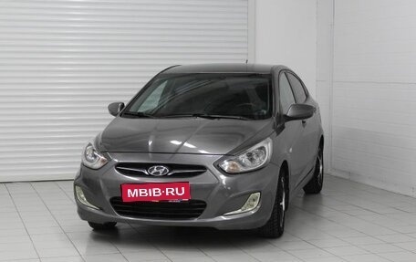 Hyundai Solaris II рестайлинг, 2011 год, 600 000 рублей, 1 фотография
