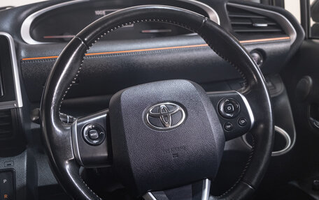 Toyota Sienta II, 2019 год, 1 599 000 рублей, 12 фотография