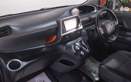Toyota Sienta II, 2019 год, 1 599 000 рублей, 18 фотография