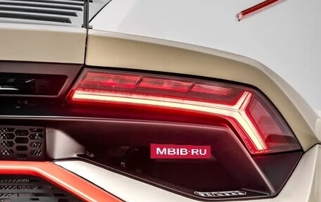 Lamborghini Huracán, 2022 год, 55 000 276 рублей, 10 фотография