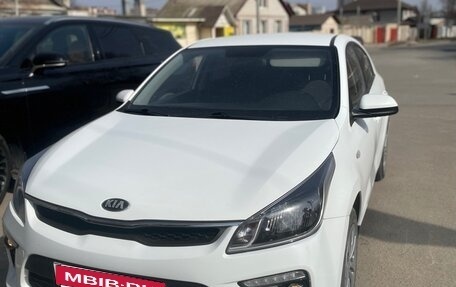 KIA Rio IV, 2020 год, 1 450 000 рублей, 3 фотография