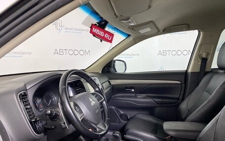Mitsubishi Outlander III рестайлинг 3, 2013 год, 1 379 000 рублей, 7 фотография