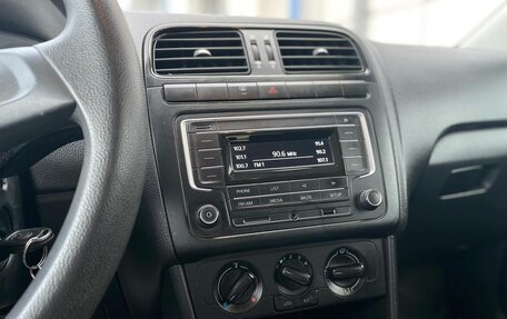Volkswagen Polo VI (EU Market), 2019 год, 1 050 000 рублей, 14 фотография
