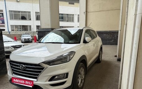 Hyundai Tucson III, 2019 год, 2 350 000 рублей, 3 фотография