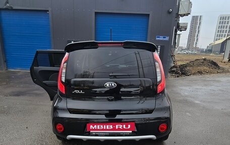 KIA Soul II рестайлинг, 2017 год, 1 650 000 рублей, 9 фотография