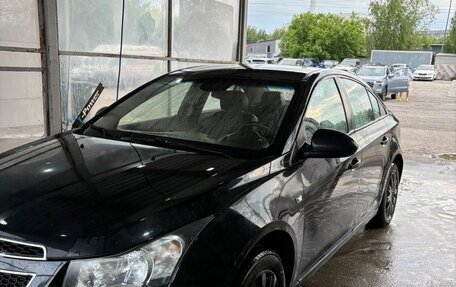 Chevrolet Cruze II, 2011 год, 890 000 рублей, 2 фотография