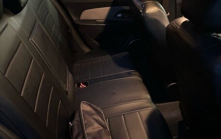 Chevrolet Cruze II, 2011 год, 890 000 рублей, 8 фотография