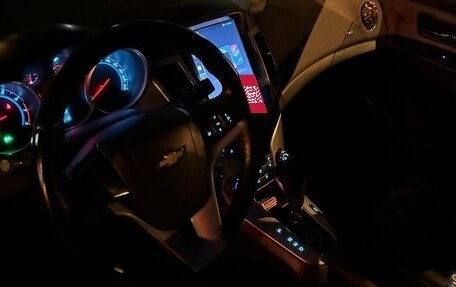 Chevrolet Cruze II, 2011 год, 890 000 рублей, 6 фотография