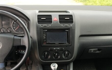 Volkswagen Golf V, 2007 год, 390 000 рублей, 18 фотография