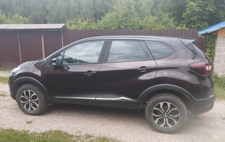 Renault Kaptur I рестайлинг, 2017 год, 1 490 000 рублей, 3 фотография