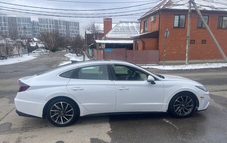 Hyundai Sonata VIII, 2020 год, 2 100 000 рублей, 18 фотография