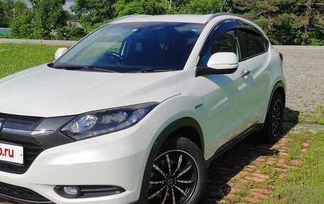 Honda Vezel, 2014 год, 1 150 000 рублей, 2 фотография