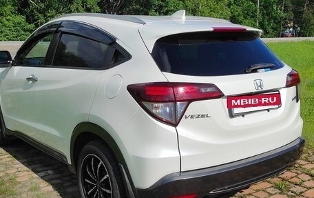 Honda Vezel, 2014 год, 1 150 000 рублей, 3 фотография
