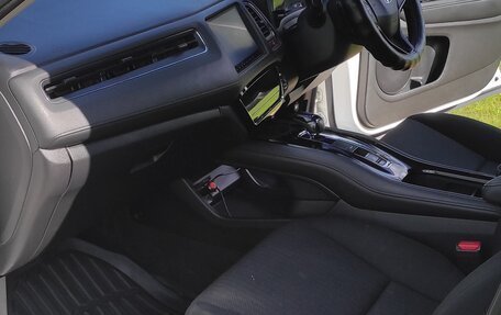 Honda Vezel, 2014 год, 1 150 000 рублей, 15 фотография