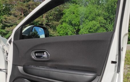 Honda Vezel, 2014 год, 1 150 000 рублей, 19 фотография