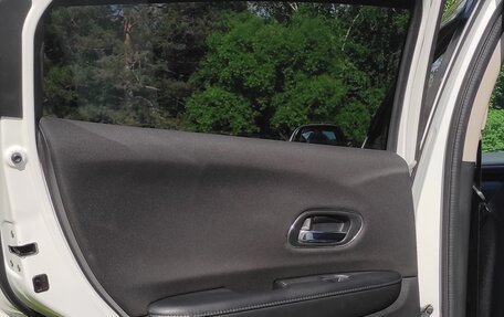 Honda Vezel, 2014 год, 1 150 000 рублей, 24 фотография