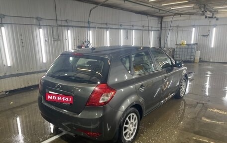 KIA cee'd I рестайлинг, 2011 год, 950 000 рублей, 19 фотография