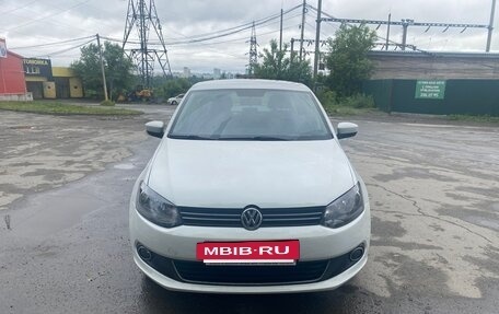 Volkswagen Polo VI (EU Market), 2014 год, 930 000 рублей, 2 фотография