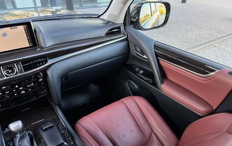Lexus LX III, 2016 год, 6 590 000 рублей, 19 фотография