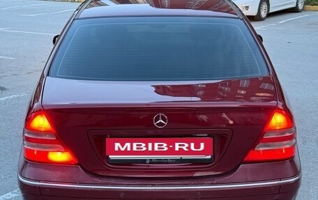 Mercedes-Benz C-Класс, 2004 год, 540 000 рублей, 6 фотография