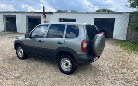 Chevrolet Niva I рестайлинг, 2007 год, 220 000 рублей, 2 фотография