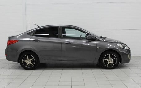 Hyundai Solaris II рестайлинг, 2011 год, 600 000 рублей, 6 фотография