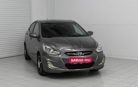 Hyundai Solaris II рестайлинг, 2011 год, 600 000 рублей, 3 фотография