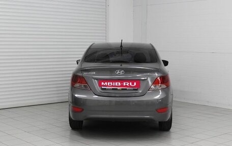 Hyundai Solaris II рестайлинг, 2011 год, 600 000 рублей, 9 фотография