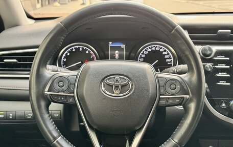 Toyota Camry, 2020 год, 2 750 000 рублей, 9 фотография