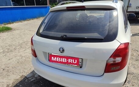 Skoda Fabia II, 2014 год, 900 000 рублей, 13 фотография